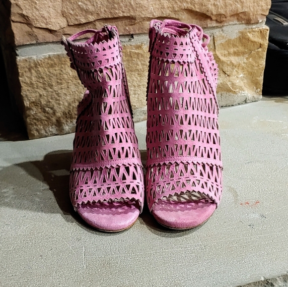 😍 Jeffrey Campbell shoes 😍 - Picture 3 of 5